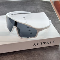 White-framed Gray lenses